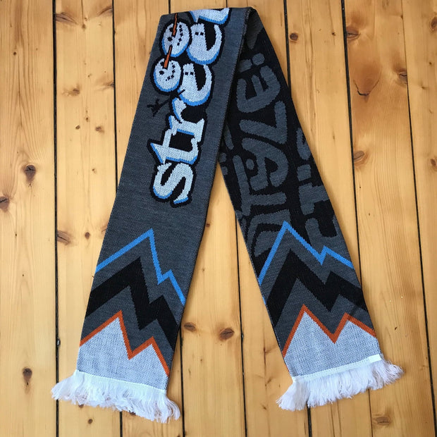 Street Style  "Snow Supporter scarf"